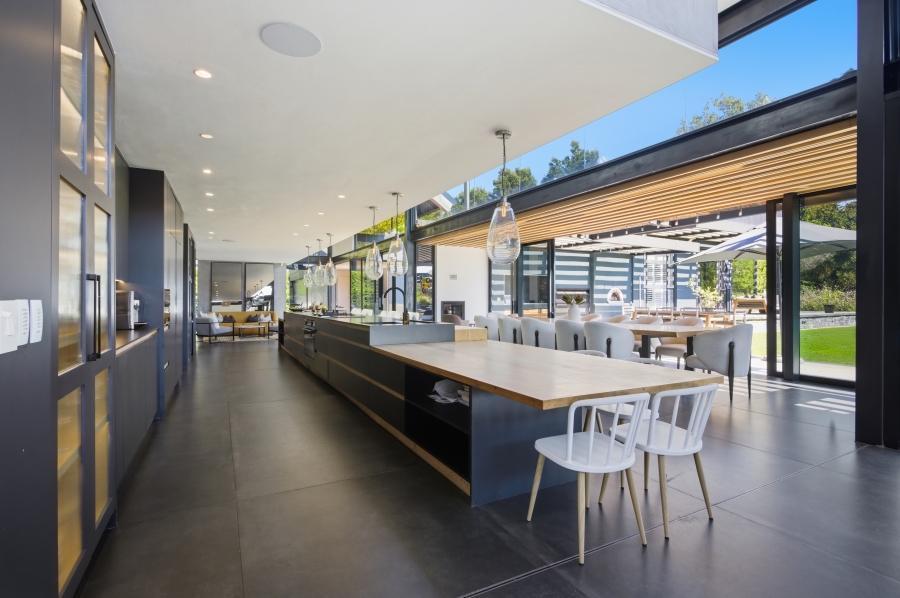 7 Bedroom Property for Sale in Groot Constantia Western Cape